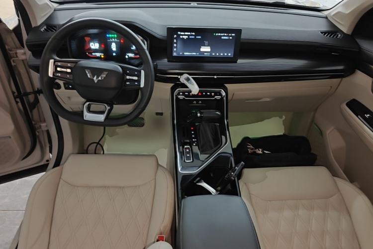 Used Wuling Asta 2021 1.5T CVT Star曜 Edition Center Console