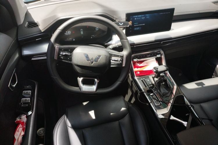 Used Wuling Asta 2021 1.5T CVT Starlight Edition Center Console