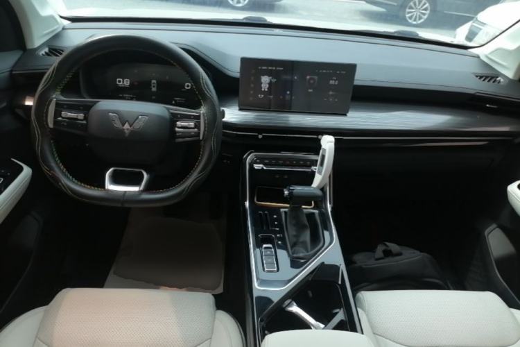 Used Wuling Asta 2021 1.5T CVT Star曜 Edition Center Console