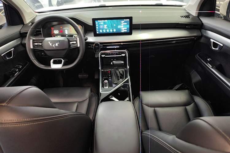 Used Wuling Asta 2021 1.5T CVT Starlight Edition Center Console