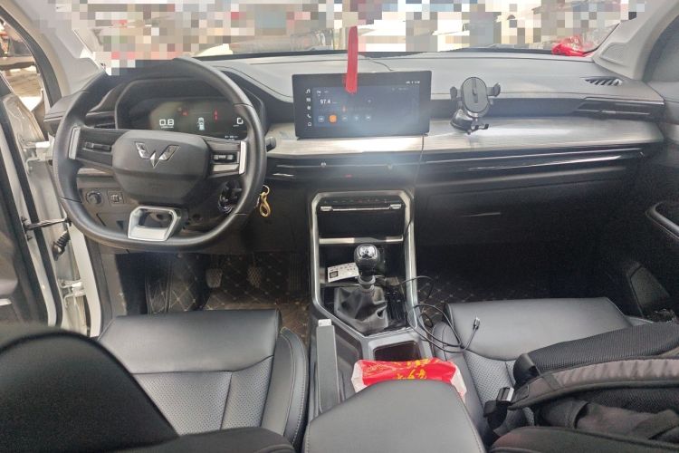 Used Wuling Asta 2021 1.5T Manual Starlight Edition Center Console