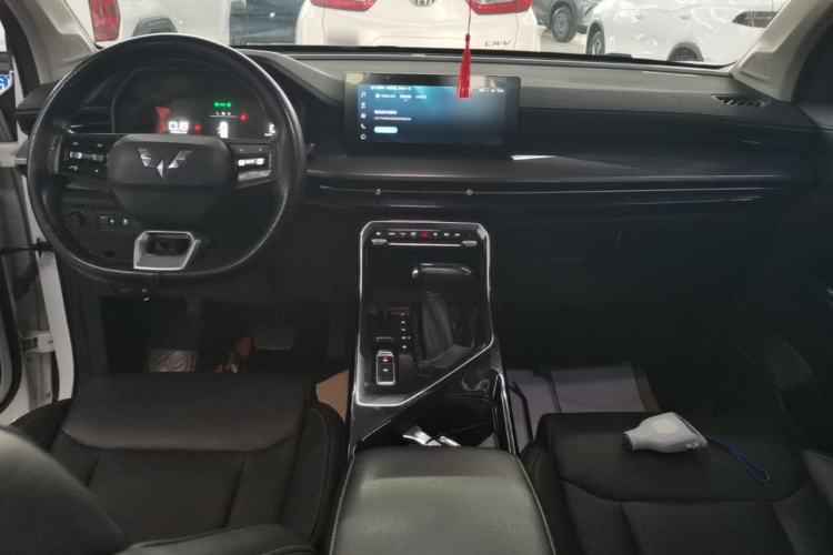 Used Wuling Asta 2021 1.5T CVT Starlight Edition Center Console