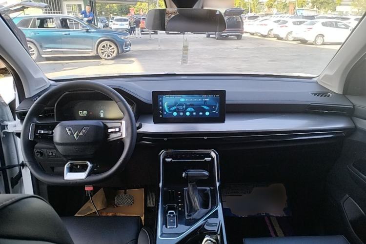 Used Wuling Asta 2021 1.5T CVT Starlight Edition Center Console