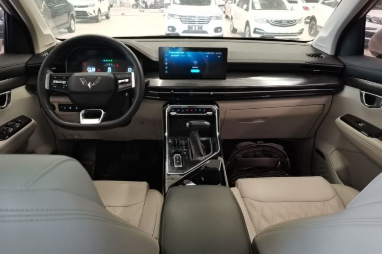 Used Wuling Asta 2021 1.5T CVT Star曜 Edition Center Console