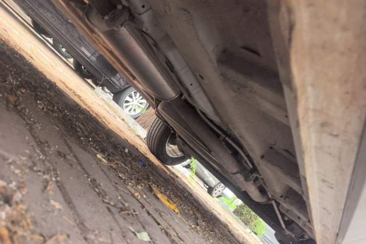 Used Wuling Asta 2021 1.5T Manual Xingyue Edition Chassis Front Left