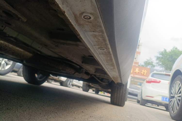 Used Wuling Asta 2021 1.5T Manual Star Edition Chassis Front Left