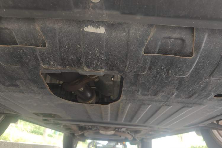 Used Wuling Asta 2021 1.5T Manual Xingyue Edition Chassis Front