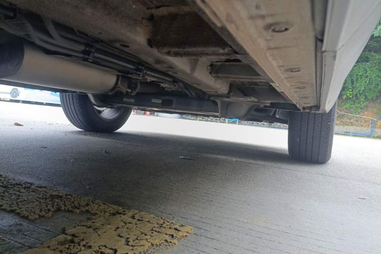 Used Wuling Asta 2021 1.5T Manual Starlight Edition Chassis Front Right