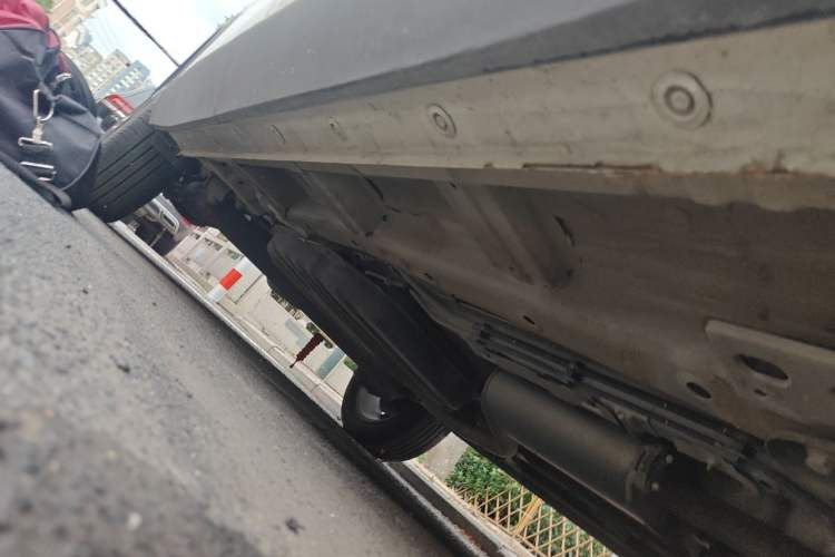 Used Wuling Asta 2021 1.5T CVT Star曜 Edition Chassis Front Right