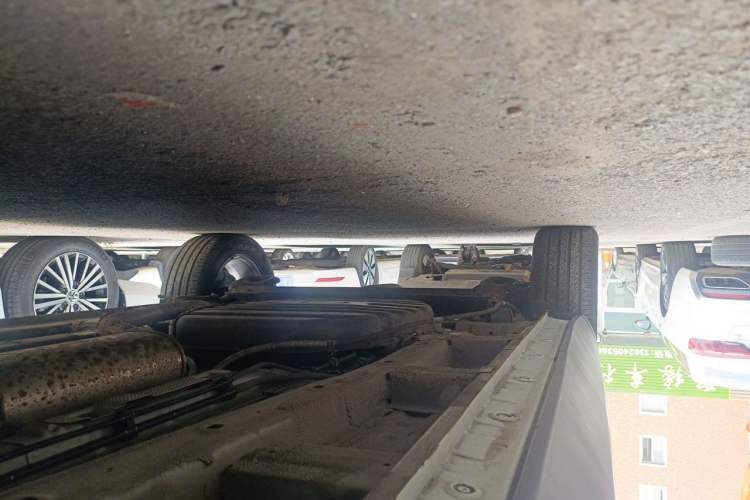 Used Wuling Asta 2021 1.5T Manual Star Edition Chassis Front Right