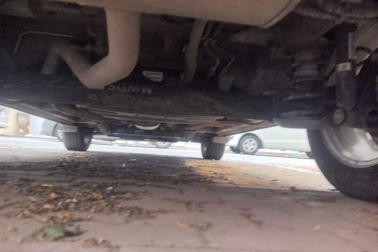 Used Wuling Asta 2021 1.5T Manual Xingyue Edition Chassis Rear