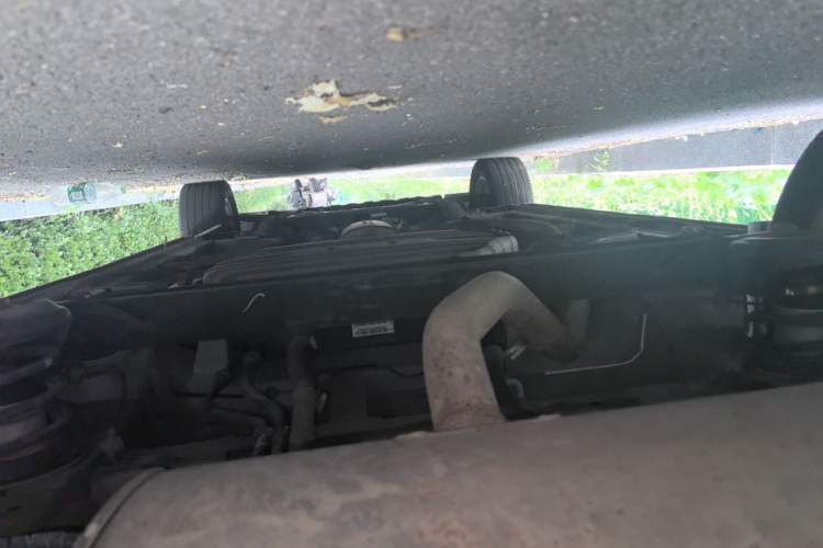 Used Wuling Asta 2021 1.5T Manual Xingyue Edition Chassis Rear