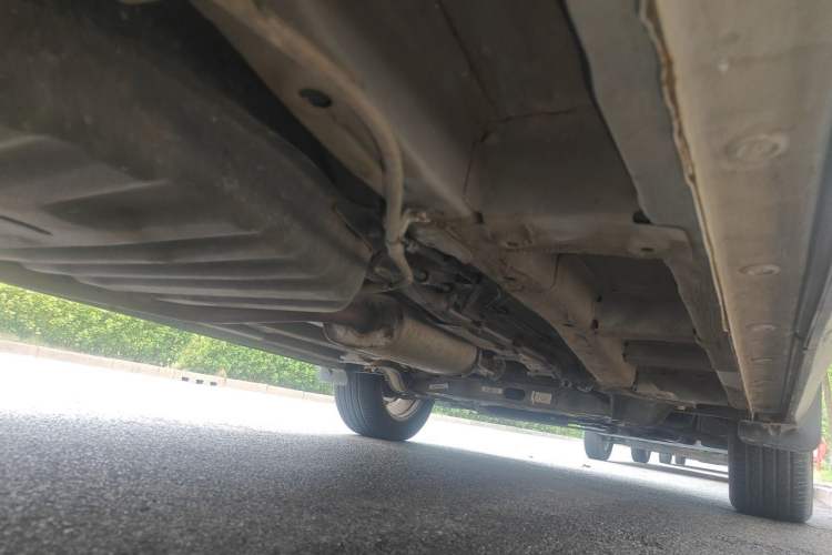 Used Wuling Asta 2021 1.5T Manual Xingyue Edition Chassis Rear Right