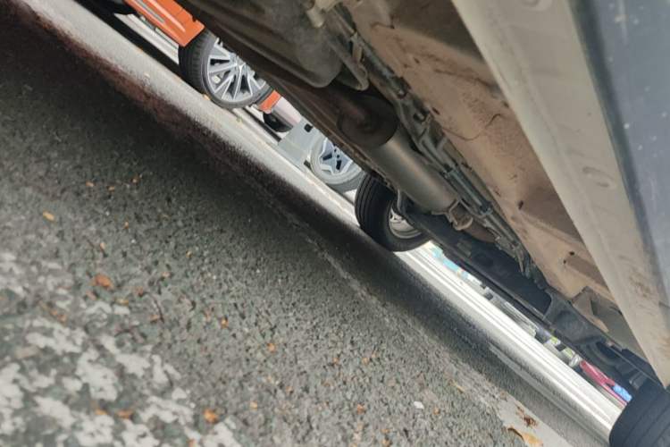 Used Wuling Asta 2021 1.5T Manual Xingyue Edition Chassis Rear Right
