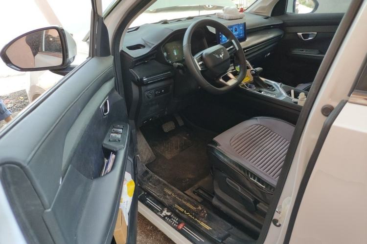 Used Wuling Asta 2021 1.5T CVT Starlight Edition Driver Seat