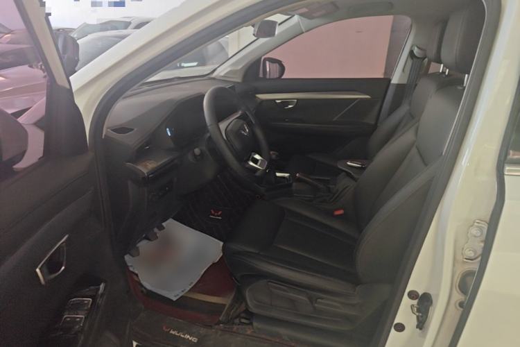 Used Wuling Asta 2021 1.5T Manual Starlight Edition Driver Seat
