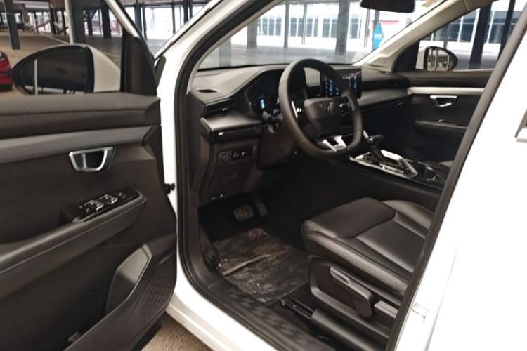 Used Wuling Asta 2021 1.5T CVT Starlight Edition Driver Seat