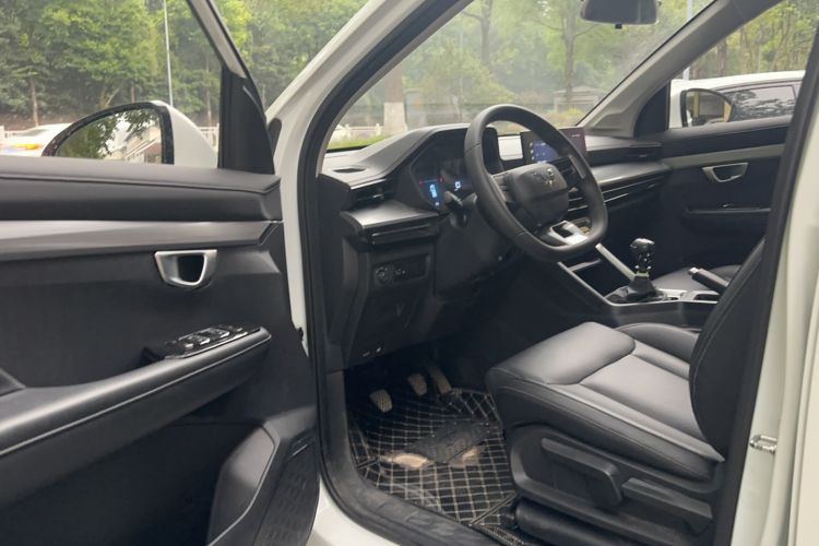 Used Wuling Asta 2021 1.5T Manual Star Edition Driver Seat