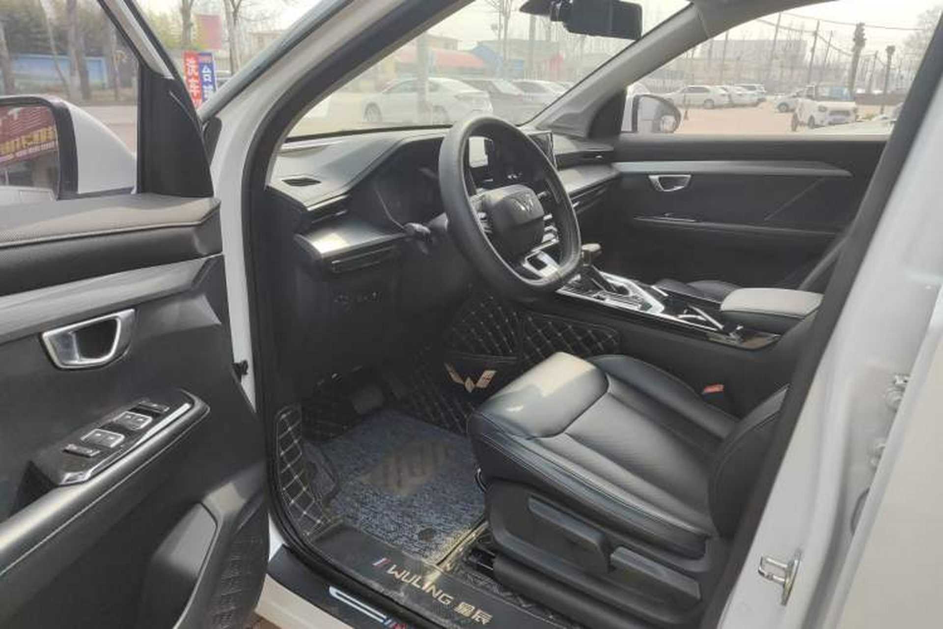 Used Wuling Asta 2021 1.5T CVT Starlight Edition Driver Seat