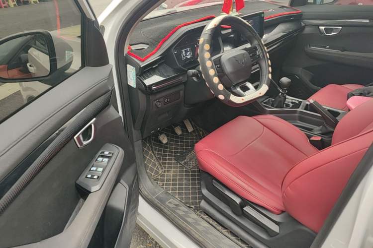 Used Wuling Asta 2021 1.5T Manual Xingyue Edition Driver Seat