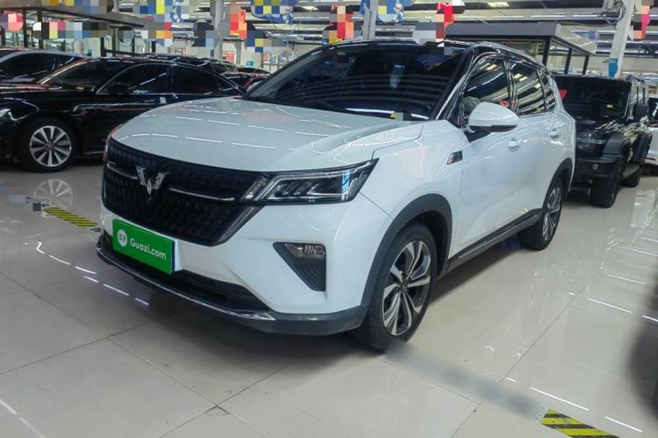 Wuling Asta 2021