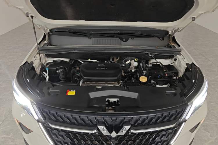 Used Wuling Asta 2021 1.5T CVT Star曜 Edition Engine Bay
