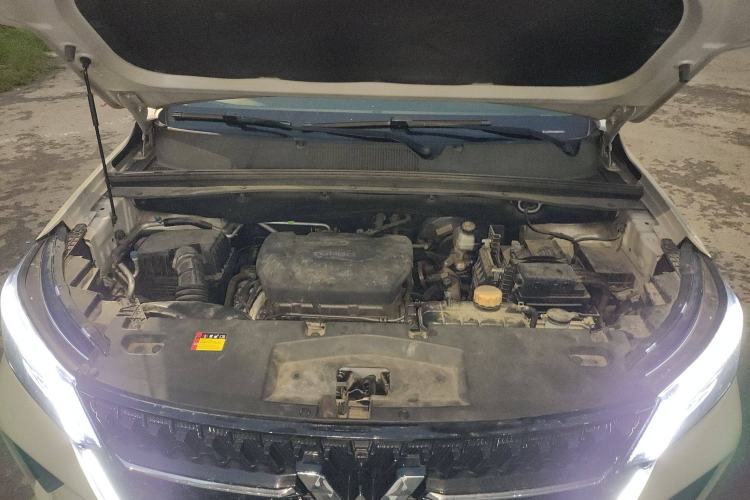 Used Wuling Asta 2021 1.5T CVT Star曜 Edition Engine Bay