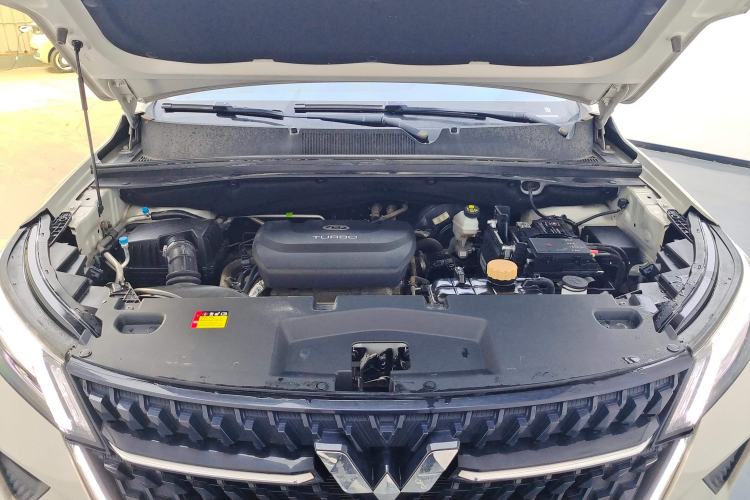 Used Wuling Asta 2021 1.5T CVT Star曜 Edition Engine Bay