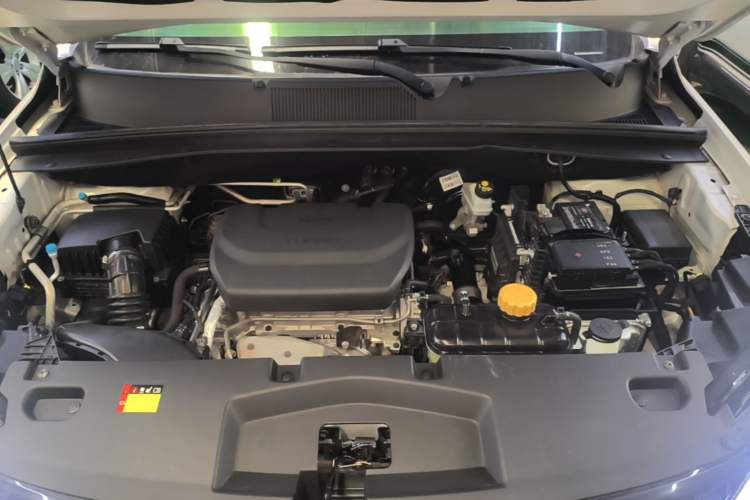 Used Wuling Asta 2021 1.5T CVT Star曜 Edition Engine Bay