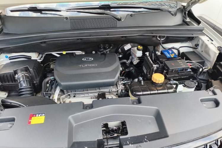 Used Wuling Asta 2021 1.5T CVT Star曜 Edition Engine Bay