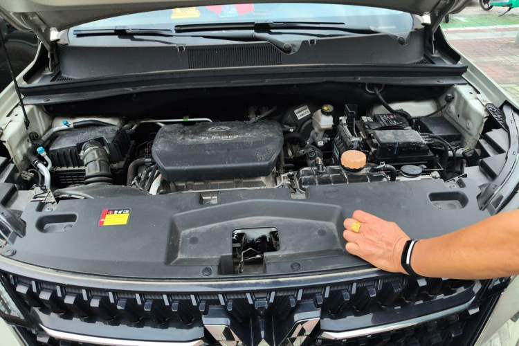 Used Wuling Asta 2021 1.5T CVT Starlight Edition Engine Bay