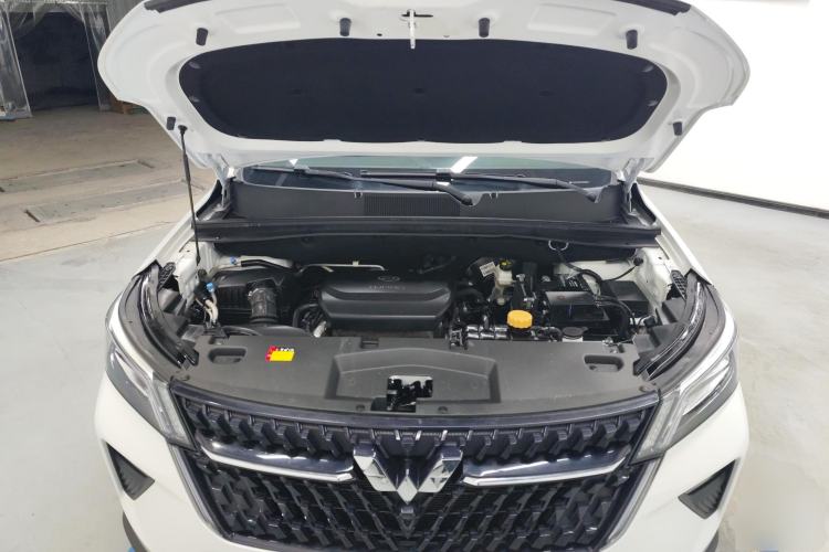 Used Wuling Asta 2021 1.5T CVT Starlight Edition Engine Bay