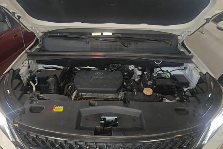 Used Wuling Asta 2021 1.5T CVT Star曜 Edition Engine Bay