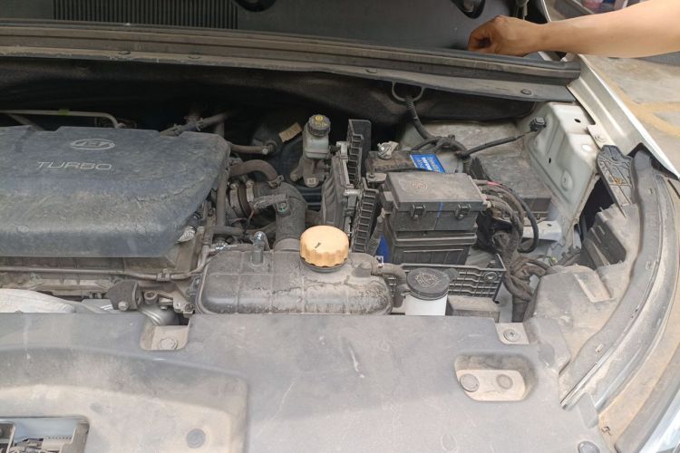 Used Wuling Asta 2021 1.5T Manual Starlight Edition Engine Bay Left