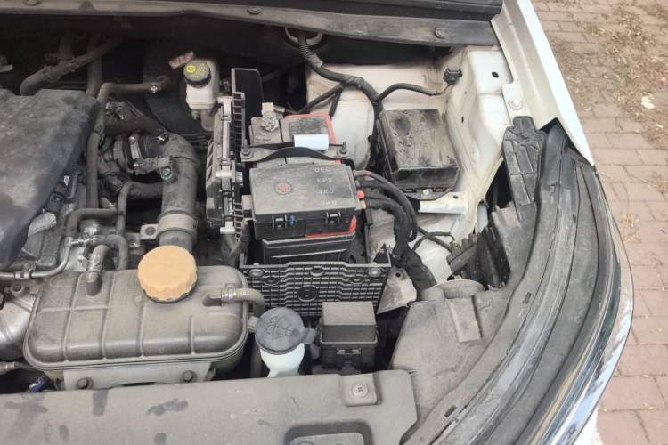 Used Wuling Asta 2021 1.5T Manual Xingyue Edition Engine Bay Left
