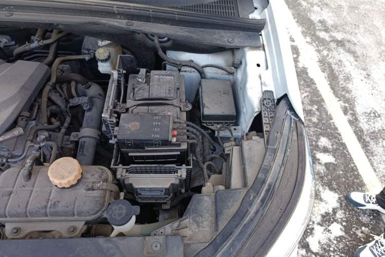 Used Wuling Asta 2021 1.5T CVT Starlight Edition Engine Bay Left