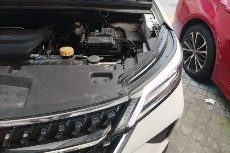 Used Wuling Asta 2021 1.5T CVT Starlight Edition Engine Bay Left