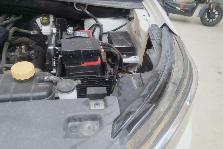 Used Wuling Asta 2021 1.5T Manual Starlight Edition Engine Bay Left
