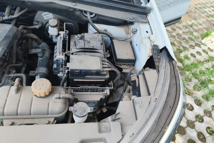 Used Wuling Asta 2021 1.5T CVT Starlight Edition Engine Bay Left