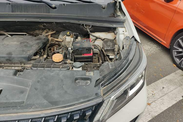 Used Wuling Asta 2021 1.5T Manual Xingyue Edition Engine Bay Left