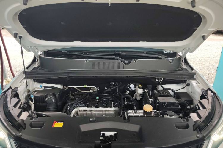 Used Wuling Asta 2021 1.5T CVT Starlight Edition Engine Bay