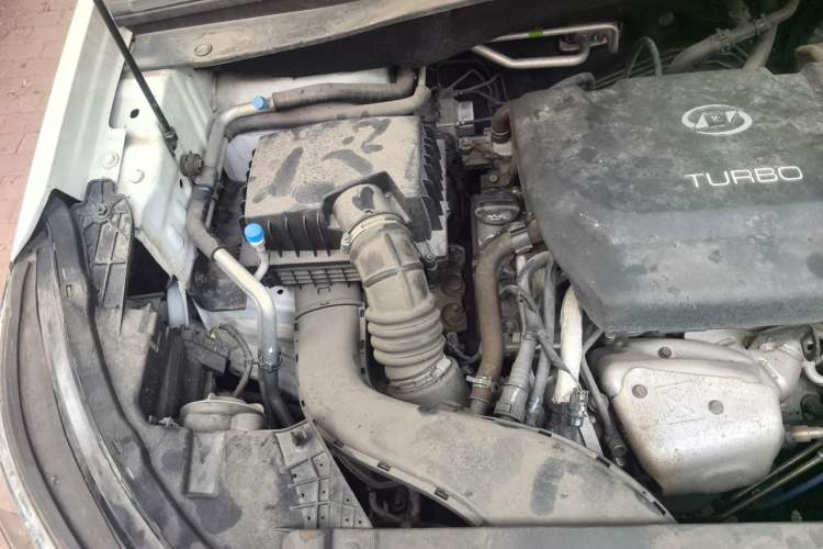 Used Wuling Asta 2021 1.5T Manual Xingyue Edition Engine Bay Right