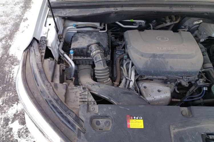 Used Wuling Asta 2021 1.5T CVT Starlight Edition Engine Bay Right