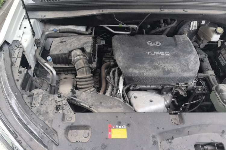 Used Wuling Asta 2021 1.5T Manual Xingyue Edition Engine Bay Right