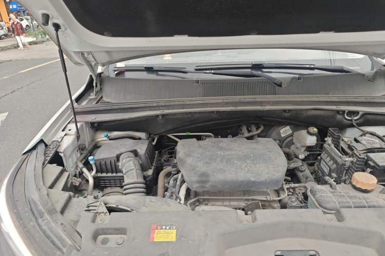 Used Wuling Asta 2021 1.5T CVT Star曜 Edition Engine Bay Right