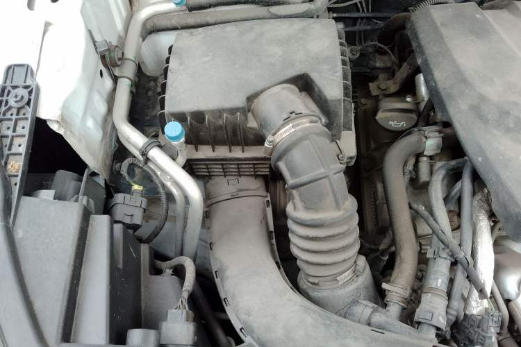 Used Wuling Asta 2021 1.5T CVT Star曜 Edition Engine Bay Right