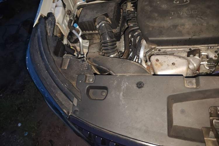 Used Wuling Asta 2021 1.5T Manual Starlight Edition Engine Bay Right