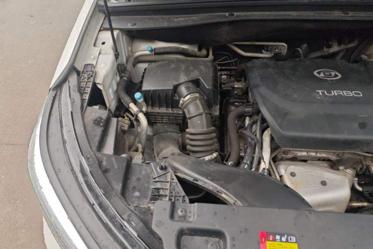 Used Wuling Asta 2021 1.5T CVT Starlight Edition Engine Bay Right