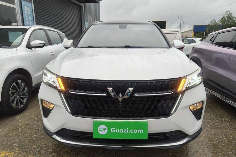 Used Wuling Asta 2021 1.5T CVT Star曜 Edition Exterior 1