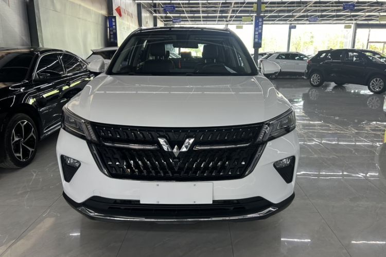 Used Wuling Asta 2021 1.5T CVT Starlight Edition Exterior 1